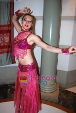 Belly dancers at Masala launch in ITC Grand Maratha on 31st July 2009 (15).JPG