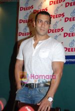 Salman Khan at Deeds event in Amara on 31st July 2009 (16).JPG