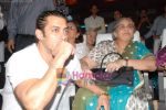 Salman Khan at Deeds event in Amara on 31st July 2009 (28).JPG