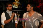 Sunil Shetty, Javed Jaffery on the sets of Boogie Woogie in Andheri, Mumbai on 31st July 2009 (5).JPG