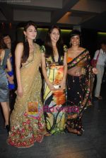 Aanchal Kumar, Shahana Goswami, Anusha Dandekar at Bridal Asia preview in Cest La Vie on 6th Aug 2009 (4).JPG
