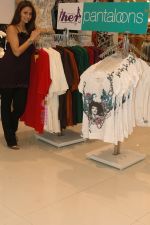 Amrita Arora launches Pantaloons new collection (2).jpg