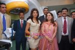 Priyanka Chopra, Tina Ambani at the launch of Novaltis Radiosuregery scanner for tumors in Ambani Hospital on 16th Aug 2009 (7).JPG