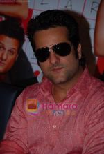 Fardeen Khan sell the tickets to promote the film in Galaxy, Bandra on 17th Aug 2009 (3).JPG