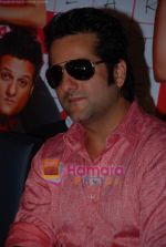 Fardeen Khan sell the tickets to promote the film in Galaxy, Bandra on 17th Aug 2009 (4).JPG