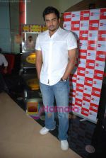 Madhavan at Sikandar promotional event in PVR on 17th Aug 2009 (6).JPG