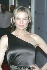 Renee Zellweger at the NY Premiere of MY ONE AND ONLY in Paris Theatre on August 18th 2009 (4).jpg