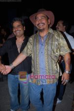 Vishal Bharadwaj at Kaminey success bash in Vie Lounge on 18th Aug 2009 (8).JPG