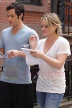 Hilary Duff and Penn Badgley On The Set Of GOSSIP GIRL in New York City on 26th August 2009 (31).jpg