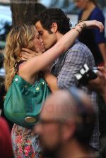 Hilary Duff and Penn Badgley On The Set Of GOSSIP GIRL in New York City on 26th August 2009 (8).jpg