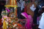 Priyanka Chopra seeks Ganesha_s blessing in Andheri on 1st Sep 2009 (7).JPG