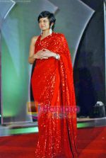 Mandira Bedi at Bharat N Dorris Awards in J W Marriott on 8th Sep 2009 (6).JPG