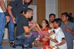 Salman Khan donates blood at Tata Memorial hospital in Mumbai on 15th Sep 2009 (10).JPG