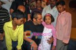 Salman Khan donates blood at Tata Memorial hospital in Mumbai on 15th Sep 2009 (27).JPG