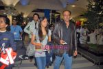 Ashutosh and Sunita Gowariker return after What_s Your Raashee Toronto premiere in Mumbai Airport on 21st Sep 2009 (4).JPG