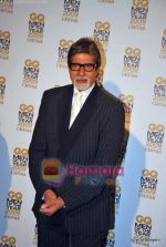 Amitabh Bachchan at GQ Man of the Year Awards in Mumbai on 27th Sep 2009 (79).JPG