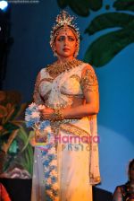 Hema Malini_s performance in Santacruz, Mumbai on 27th Sep 2009 (35).JPG