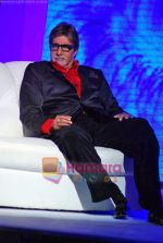 Amitabh Bachchan at the preess meet of Bigg Boss Season 3 on COLORS in Taj Land_s End on 29th Sep 2009 (14).JPG