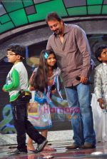 Sanjay Dutt on the sets of Saregama Lil Champs in Famous Studios on 29th Sep 2009 (10).JPG
