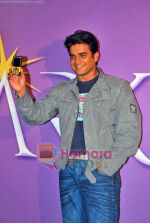Madhavan launches Spark Mobile in Marine Plaza on 30th Sep 2009 (14).JPG