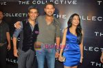 Manish Malhotra, Yuvraj Singh, Amrita Rao at The Collective show in Palladium  on 9th Oct 2009 (103).JPG