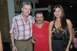 GARY RICHARDSON,CHEF MAX ORALTI AND A FRIEND at Brazilian Night in Penne Restaurant on 14th Oct 2009.JPG