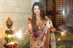 Misti Mukherjee celebrated diwali with her family (2).jpg