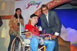 Amitabh Bachchan met the Aladin-Godrej Contest winners at a gala event held in mumbai on 28th Oct 2009 (18).JPG