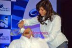 at the launch of New Head N Shoulders Scalp Massage Cream in Mumbai on 29th Oct 2009 (52).JPG