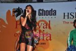 Anushka Manchanda at Kalghoda festival in Mumbai on 30th Oct 2009 (18).JPG