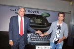 Shahid Kapoor at Range Rover Event in Jaguar Land Rover Showroom in Mumbai on 2nd November 2009 (24).JPG
