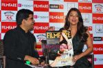 Aishwarya Rai unveils Filmfare Issue in Vie Lounge, Mumbai on 3rd Nov 2009 (18).JPG