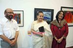 Rakhee Gulzar at Neena Singh art show in Nehru Centre, Mumbai on 6th Nov 2009 (6).jpg