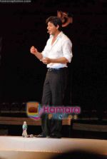 Shahrukh Khan perform at a wedding on 30th April 2009 (36).JPG