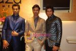 at Narendra Kumar Ahmed_s men_s collection launch in AZA on 14th Nov 2009 (57).JPG