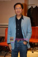 at Narendra Kumar Ahmed_s men_s collection launch in AZA on 14th Nov 2009 (9).JPG