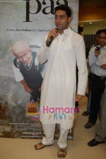 Abhishek Bachchan promotes film Paa at BIG FM 92.7 in Mumbai on 16th Nov 2009  (7).JPG