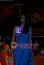  at Kaun Banega Miss Mumbai finals on 17th Nov 2009 (226).JPG