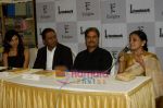 Vishal Bharadwaj at Frozen film DVD launch in Landmark on 19th Nov 2009 (3).JPG