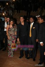 Shahrukh Khan, Gauri Khan at Shilpa Shetty and Raj Kundra_s wedding reception in Mumbai on 24th Nov 2009 (6).JPG