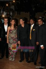 Shahrukh Khan, Gauri Khan at Shilpa Shetty and Raj Kundra_s wedding reception in Mumbai on 24th Nov 2009 (7).JPG