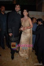 Shilpa Shetty, Raj Kundra at Shilpa Shetty and Raj Kundra_s wedding reception in Mumbai on 24th Nov 2009 (13).JPG