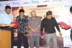 Vishal Bharadwaj, Amit Kumar at the DVD launch on the life of Panchamda - Pancham Unmixed in Cinemax on 25th Nov 2009.JPG