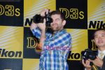 Neil Nitin Mukesh launches Nikon D3s camera in Mumbai on 30th Nov 2009 (37).JPG