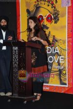 Shobha De at the launch of  book  India With Love in Taj Hotel on 1st Dec 2009 (4).JPG