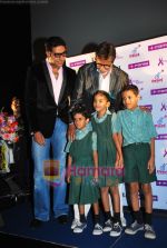 Amitabh Bachchan, Abhishek Bachchan watch Paa with Kids in Fame Adlabs, Mumbai on 7th Dec 2009 (4).JPG