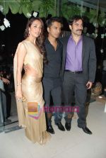 Malaika Arora Khan, Arbaaz Khan at the Launch of Vikram Phadnis boutique with Malaga  launches his exclusive boutique in Juhu on 12th Dec 2009 (9).jpg