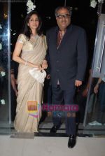 Sridevi, Boney Kapoor at the Launch of VIKRAM PHADNIS boutique with Malaga  launches his exclusive boutique in Juhu on 12th Dec 2009 (3).jpg