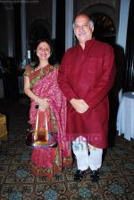  at tycoon Manoj Jayaswal_s daughter wedding Swati with Lalit Tayal in Taj on 19th Dec 2009 (10).JPG
