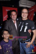 sanjay Dutt, Vidhu Vinod Chopra at 3 Idiots premiere in IMAX Wadala, Mumbai on 23rd Dec 2009 (167).JPG